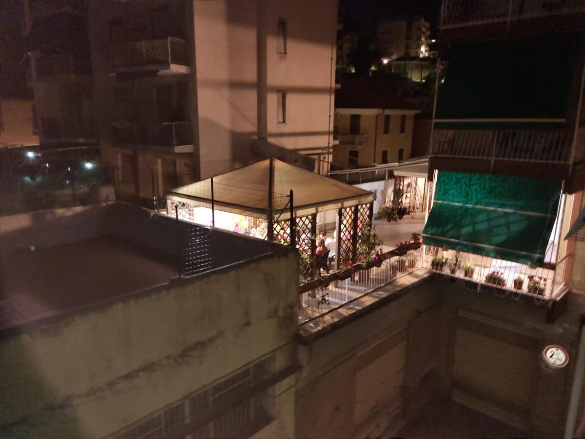 Sunny Apartment With Big Terrace Rapallo Ngoại thất bức ảnh